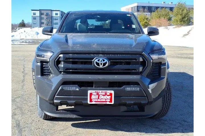 $25045 : Nissan Altima 2024 AWD 2.5 S image 2