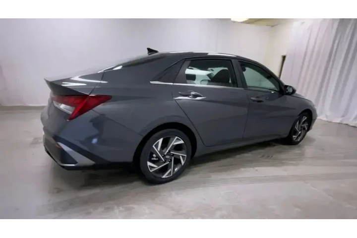 $24240 : Hyundai ELANTRA 2025 SEL Con image 8