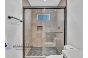 $5042 : 5BD/4BA Townhouse thumbnail