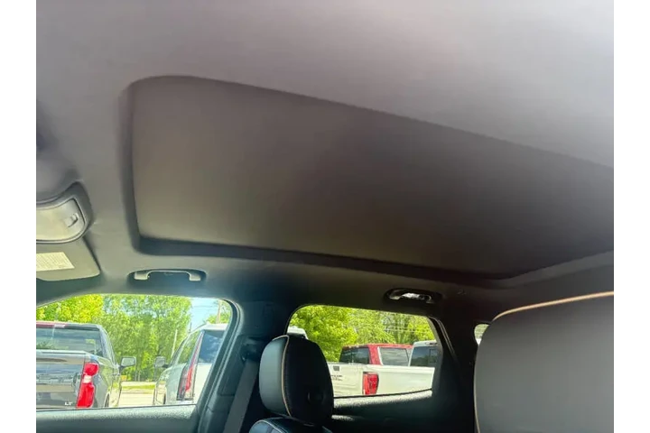 $22950 : 2019 Blazer Premier image 10