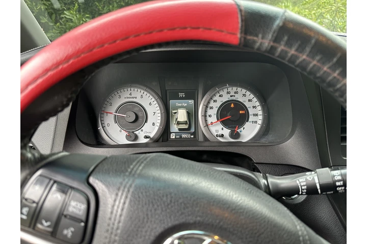 $18500 : 2017 Toyota Sienna 8 pasajeros image 4