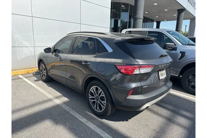 $16488 : Ford Escape 2020 SEL 4dr SUV image 6