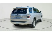 $32079 : Toyota 4Runner 2023 4x2 SR5 thumbnail
