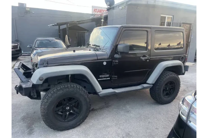 $10800 : 2013 Wrangler Sport image 5