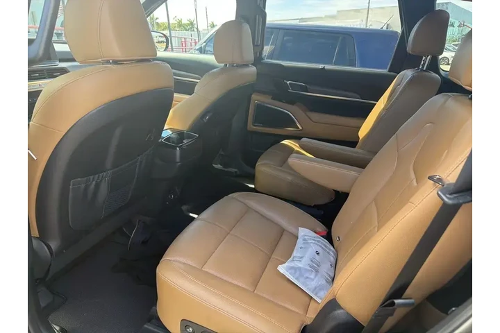 $29991 : Kia Telluride 2022 SX 4dr SU image 6