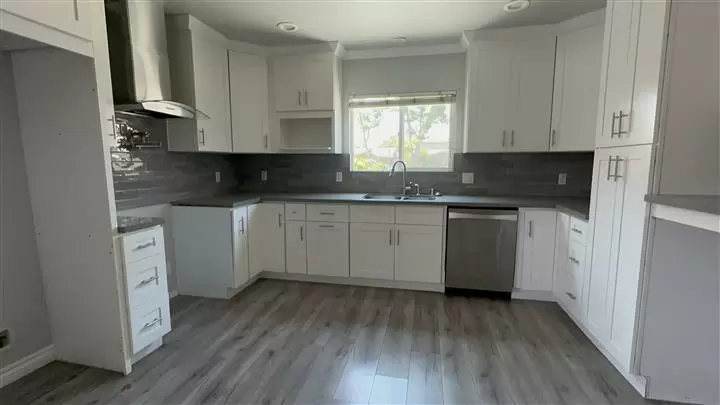 $2850 : *RENTO DUPLEX Slauson/Vermont* image 2