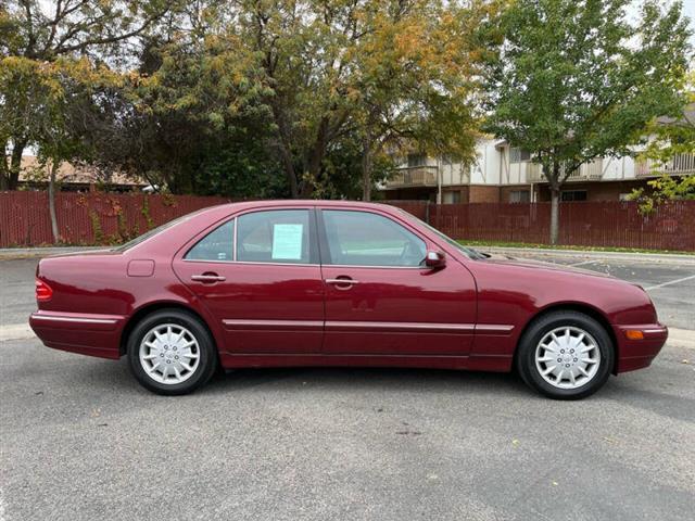 $9465 : 2001 Mercedes-Benz E-Class E image 9