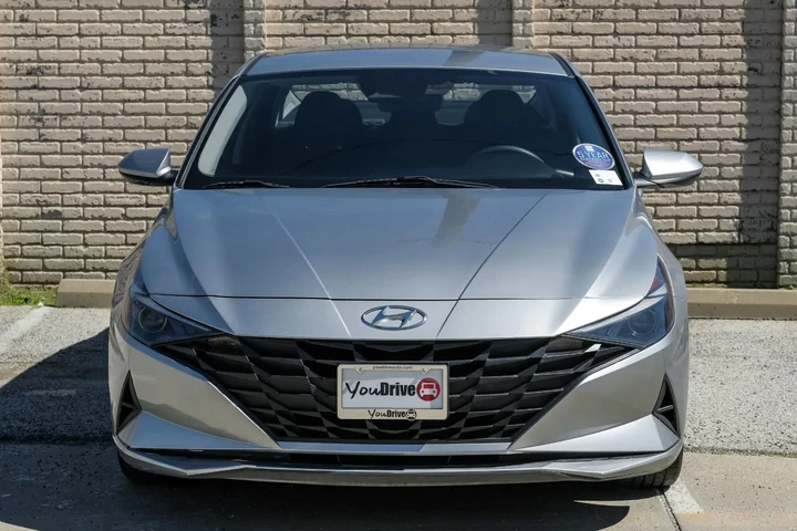 $1900 : Hyundai / Elantra image 2