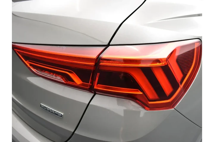 $18226 : Audi Q3 2021 AWD quattro Pre image 7