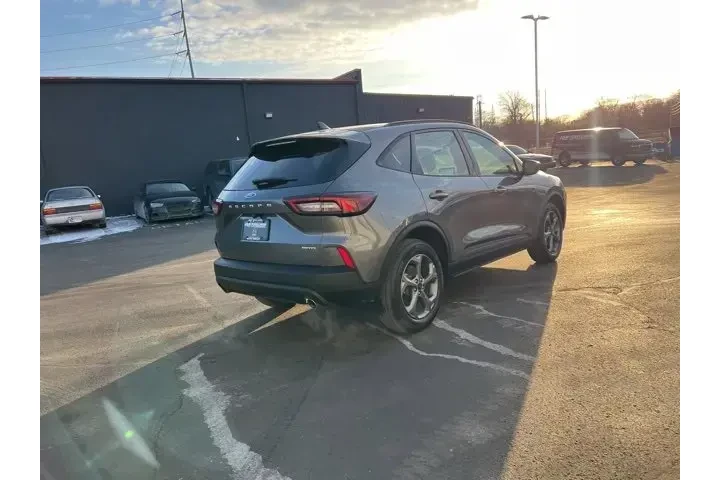 $29980 : Ford Escape 2025 AWD ST-Line image 8