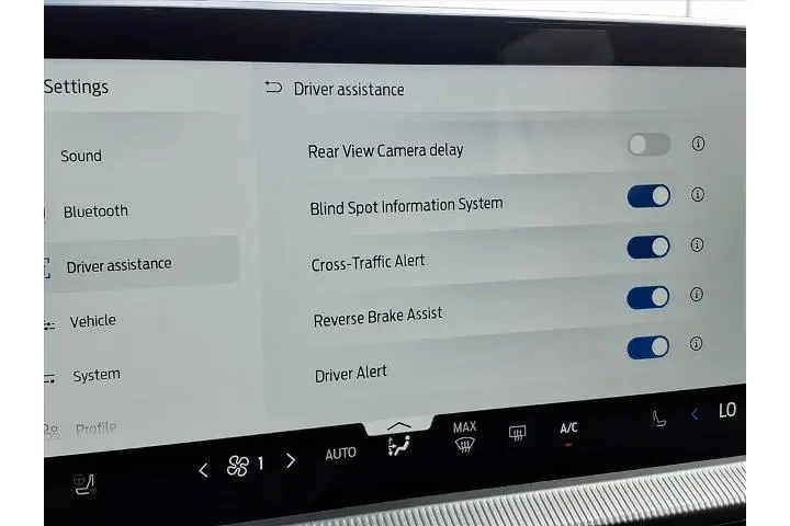 $39988 : Ford Explorer 2025 AWD ST-Li image 10