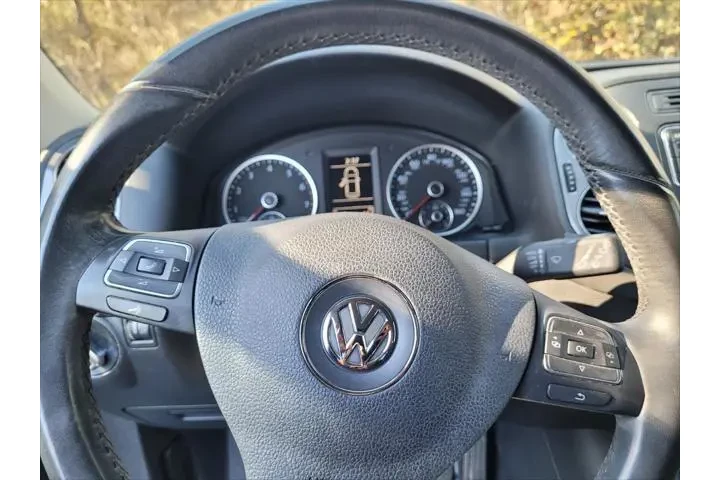 $10993 : Volkswagen Tiguan 2017 2.0T image 9