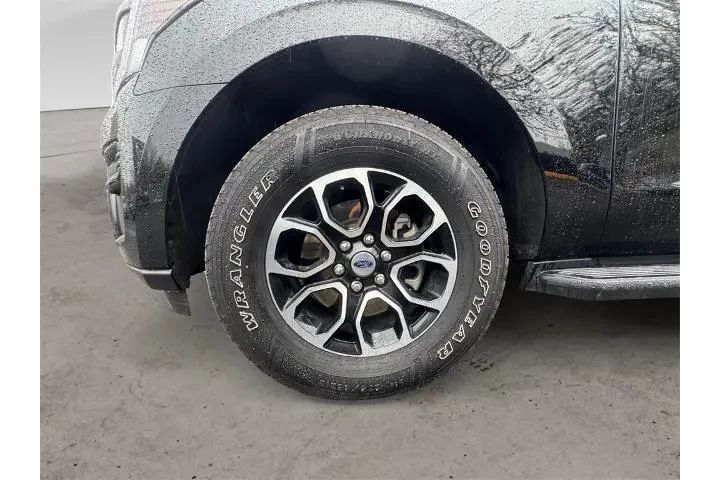 $36971 : Ford Expedition 2022 4x4 XLT image 10