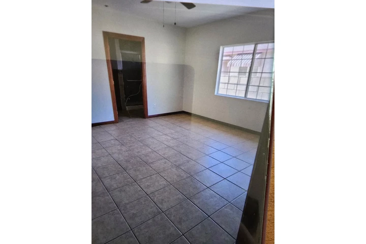 $1 : Casa en Montebello 3 rec image 7