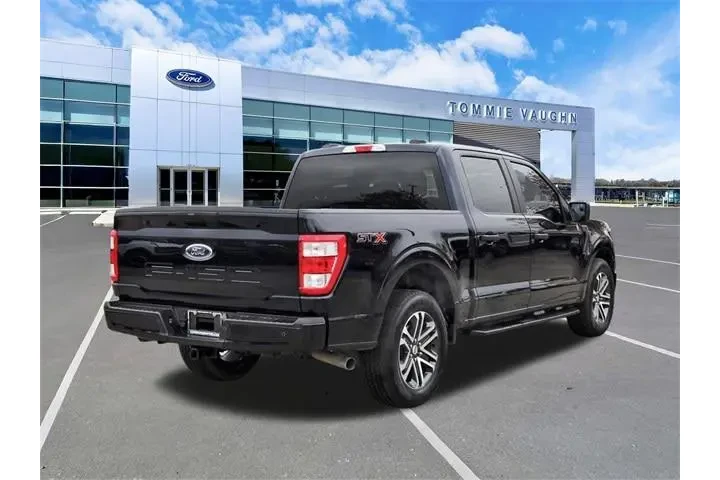 $33649 : Ford F-150 2023 4x2 XL 4dr S image 4