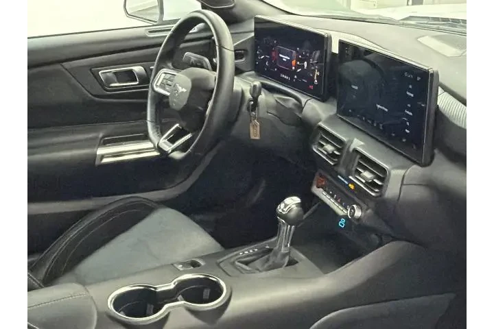 $27000 : Ford Mustang 2024 EcoBoost 2 image 8