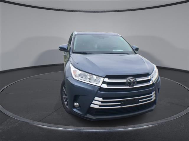 $30200 : PRE-OWNED 2019 TOYOTA HIGHLAN image 3