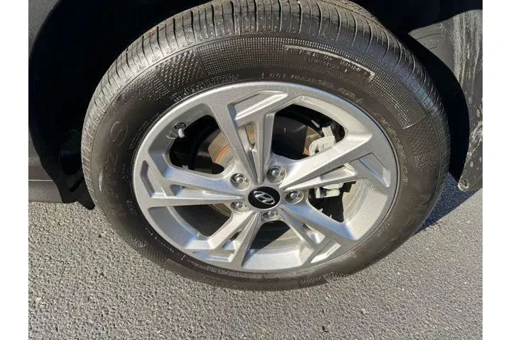 $21871 : Hyundai KONA 2023 AWD SEL 4d image 6