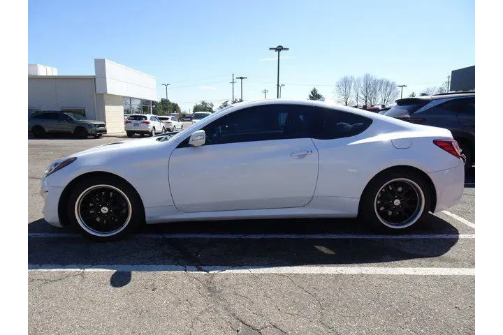 $8345 : Hyundai Genesis Coupe 2015 3 image 2
