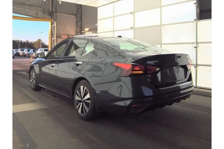 $20266 : Nissan Altima 2022 2.5 SV 4d image 6