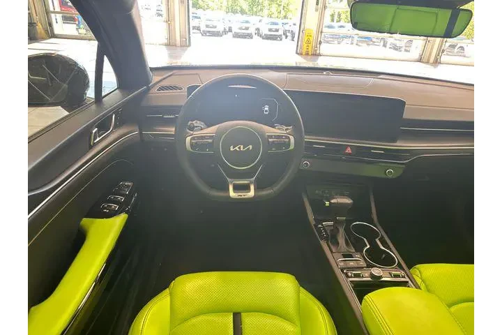$34500 : Kia K5 2026 GT 4dr Sedan image 2