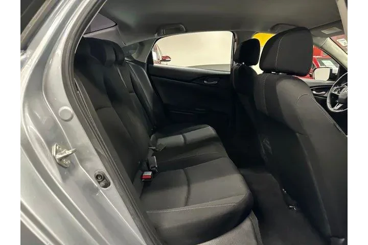 $17801 : Honda Civic 2018 LX 4dr Seda image 7