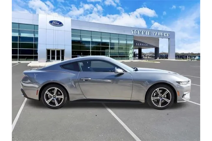 $29449 : Ford Mustang 2025 EcoBoost 2 image 5