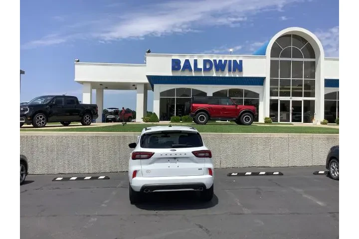 $29950 : Ford Escape Hybrid 2023 ST-L image 6