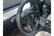 $24500 : Tesla Model 3 2021 AWD Long thumbnail