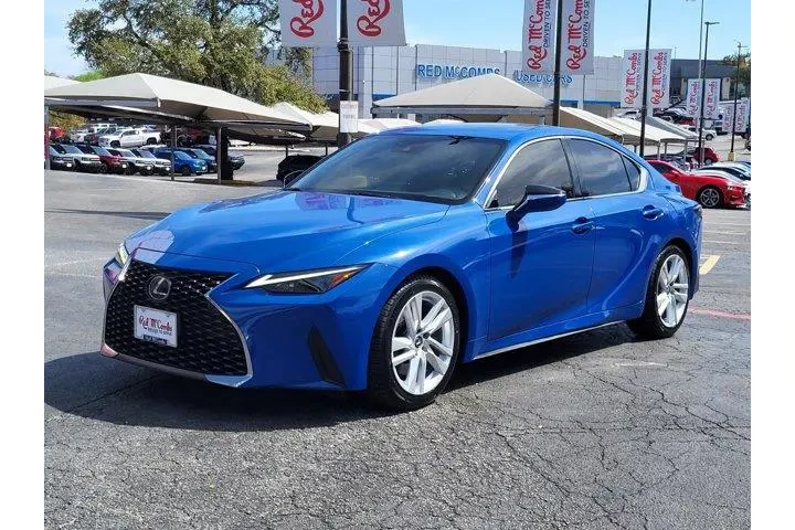 $38600 : Lexus IS 300 2024 4dr Sedan image 7
