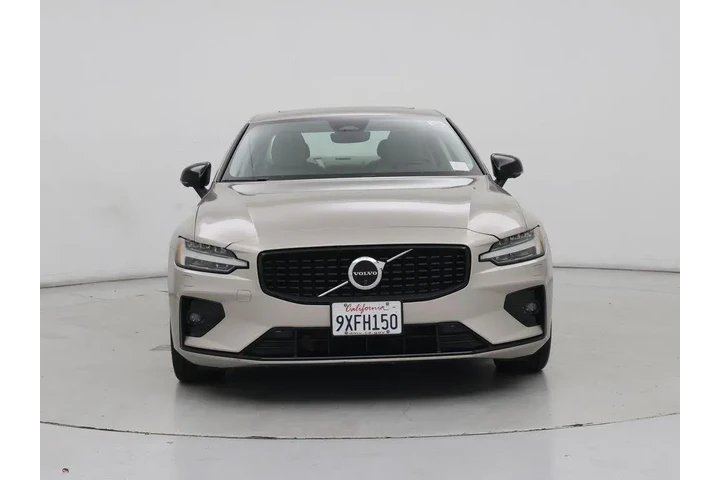 $23998 : Volvo S60 2024 B5 Plus Dark image 5