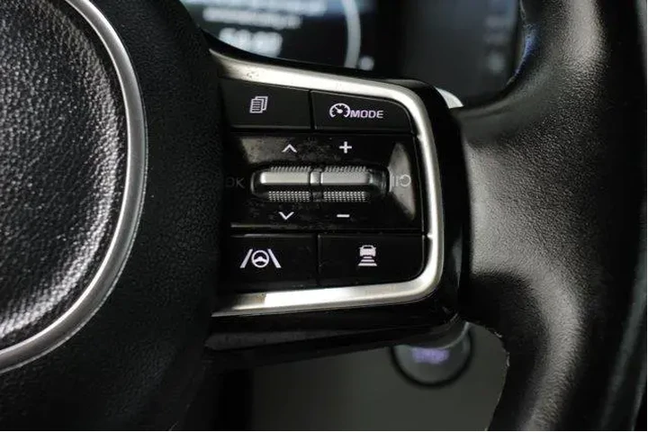 $27892 : Kia Sorento Plug-In Hybrid 2 image 10