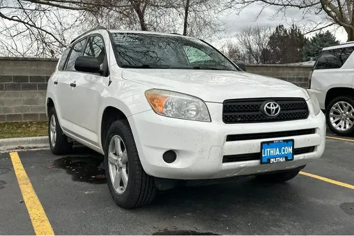 $8995 : Toyota RAV4 2008 4x4 Base 4d image 5