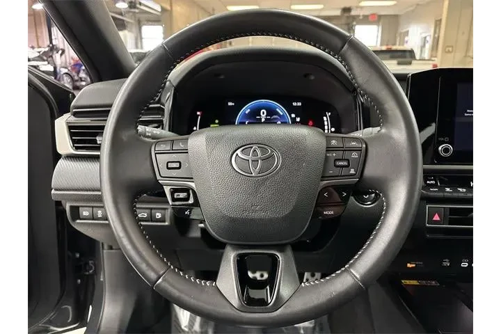 $25900 : Toyota Camry 2025 SE 4dr Sed image 5
