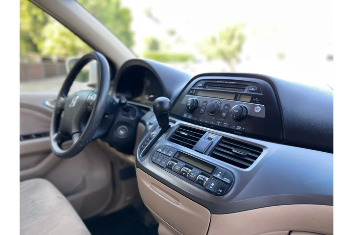 $4500 : HONDA ODYSSEY image 3