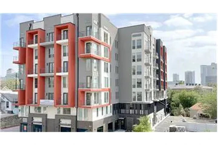 $1982 : Rental property with 1 bedro image 1