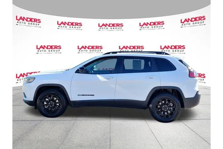 $23000 : Jeep Cherokee 2023 4x4 Altit image 3