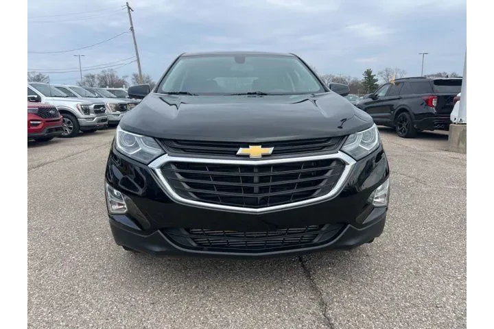 $10207 : Chevrolet Equinox 2018 4x4 L image 2