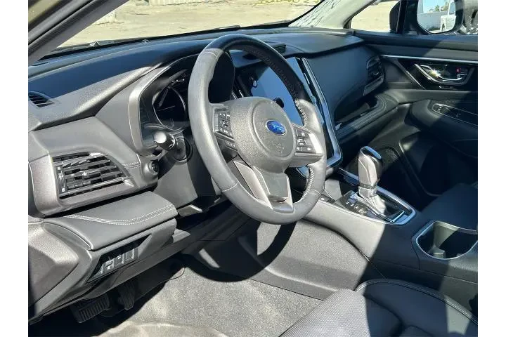 $30995 : Subaru Outback 2023 AWD Limi image 9