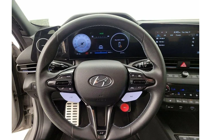 $27998 : Hyundai ELANTRA N 2023 4dr S image 10
