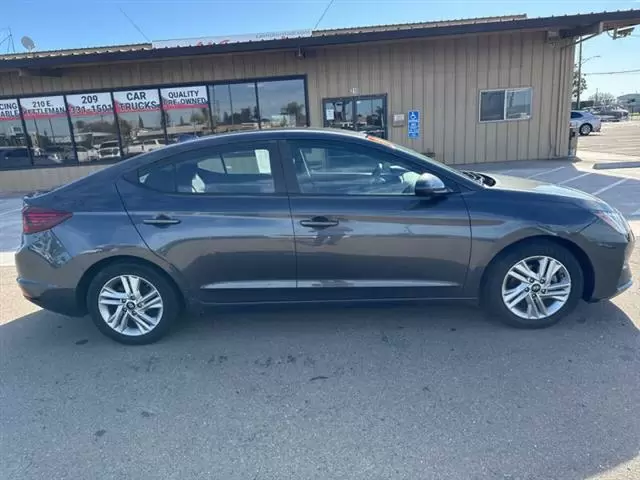 $9999 : 2020 Elantra SEL image 6