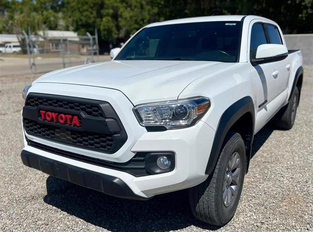 2021 TOYOTA TACOMA DOUBLE CAB image 1