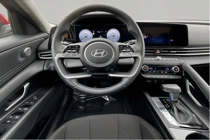 $26070 : Hyundai ELANTRA 2025 SEL Con image 8
