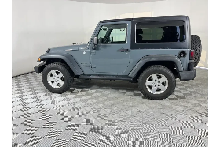 $15991 : Jeep Wrangler 2014 4x4 Sport image 4