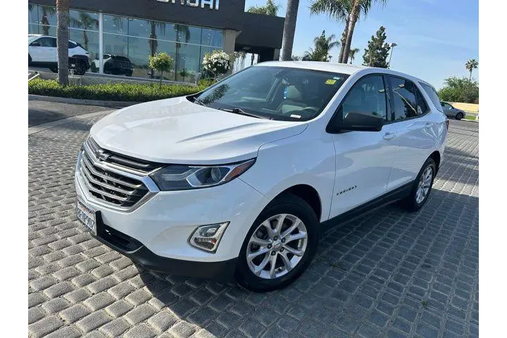 $13495 : Chevrolet Equinox 2018 LS 4d image 2
