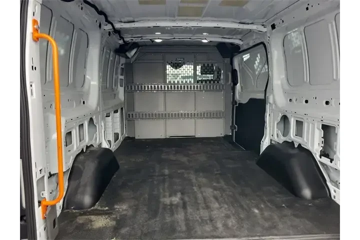 $32191 : Ford Transit 2023 250 3dr LW image 8