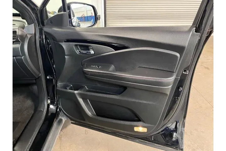 $32429 : Honda Ridgeline 2021 AWD Bla image 10