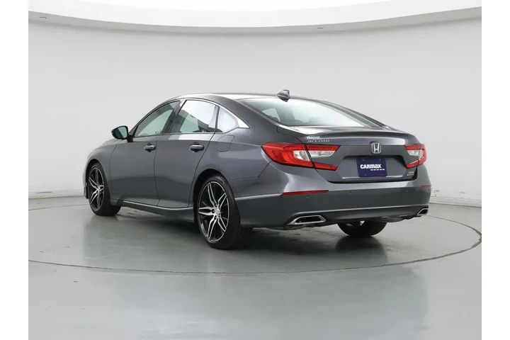 $32998 : Honda Accord 2022 Touring 4d image 2