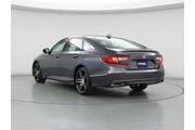 $32998 : Honda Accord 2022 Touring 4d thumbnail