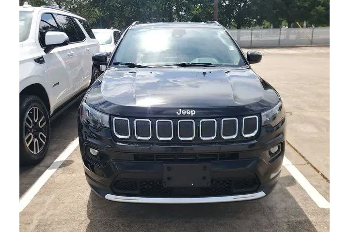 $22988 : Jeep Compass 2022 4x4 Limite image 2